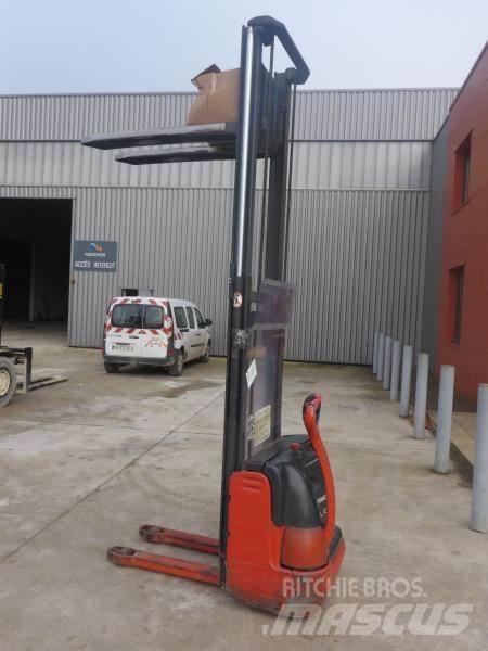Fenwick L10 Transpallet uomo a terra