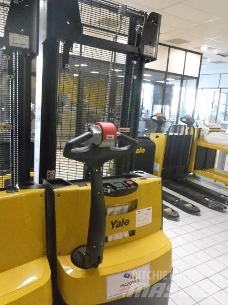 Yale MS 12 AC Transpallet uomo a terra