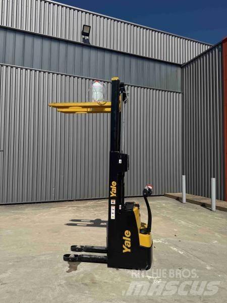 Yale MS10 Transpallet uomo a terra