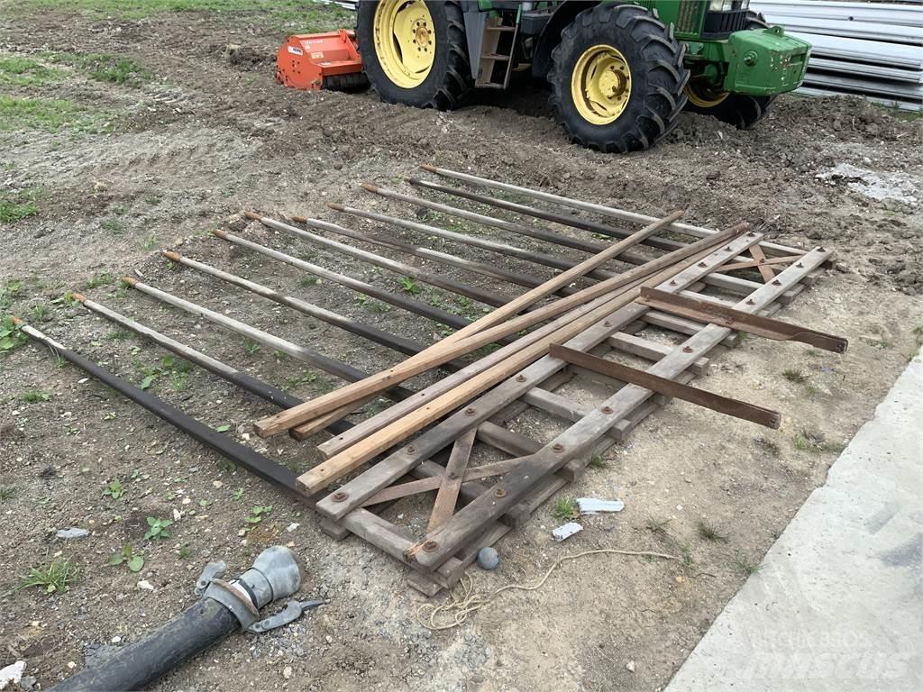  Old School Hay Rake Agricoltura - Altro