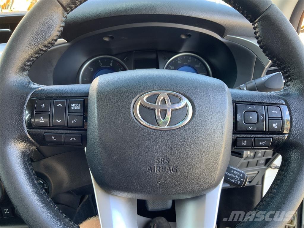 Toyota Hilux (ST24384) Agricoltura - Altro