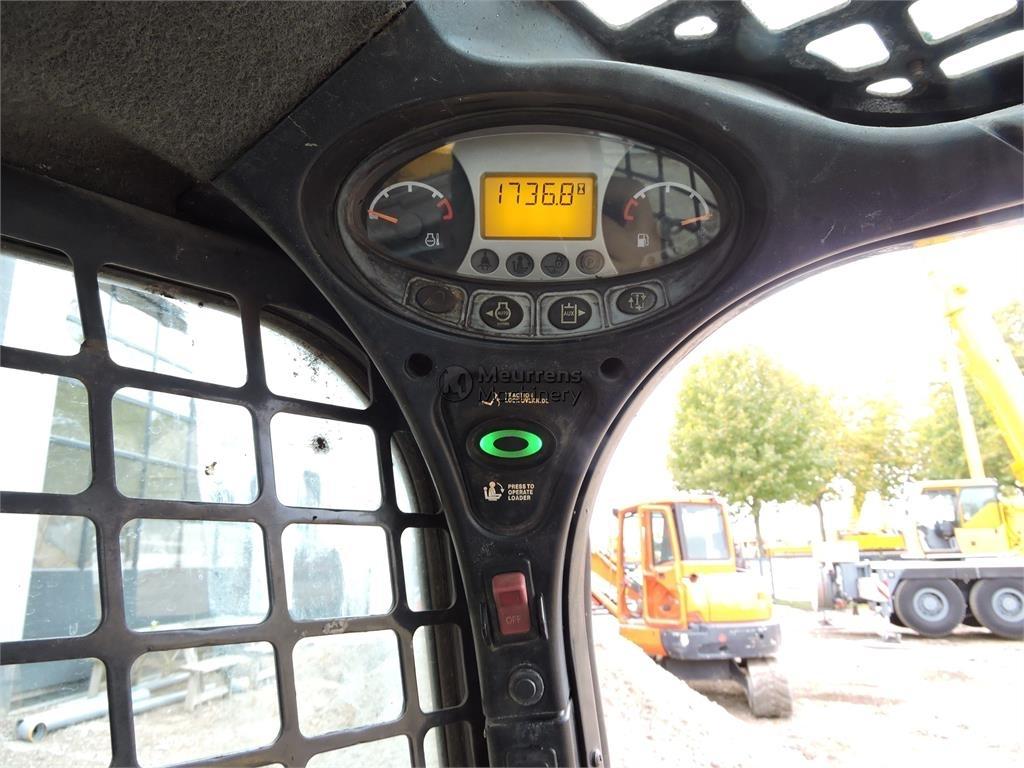Bobcat S450 Pale gommate