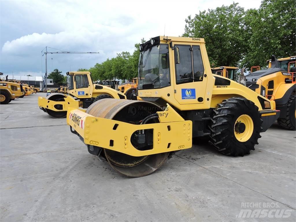 Bomag BW211D-4 GERMAN Altri rulli
