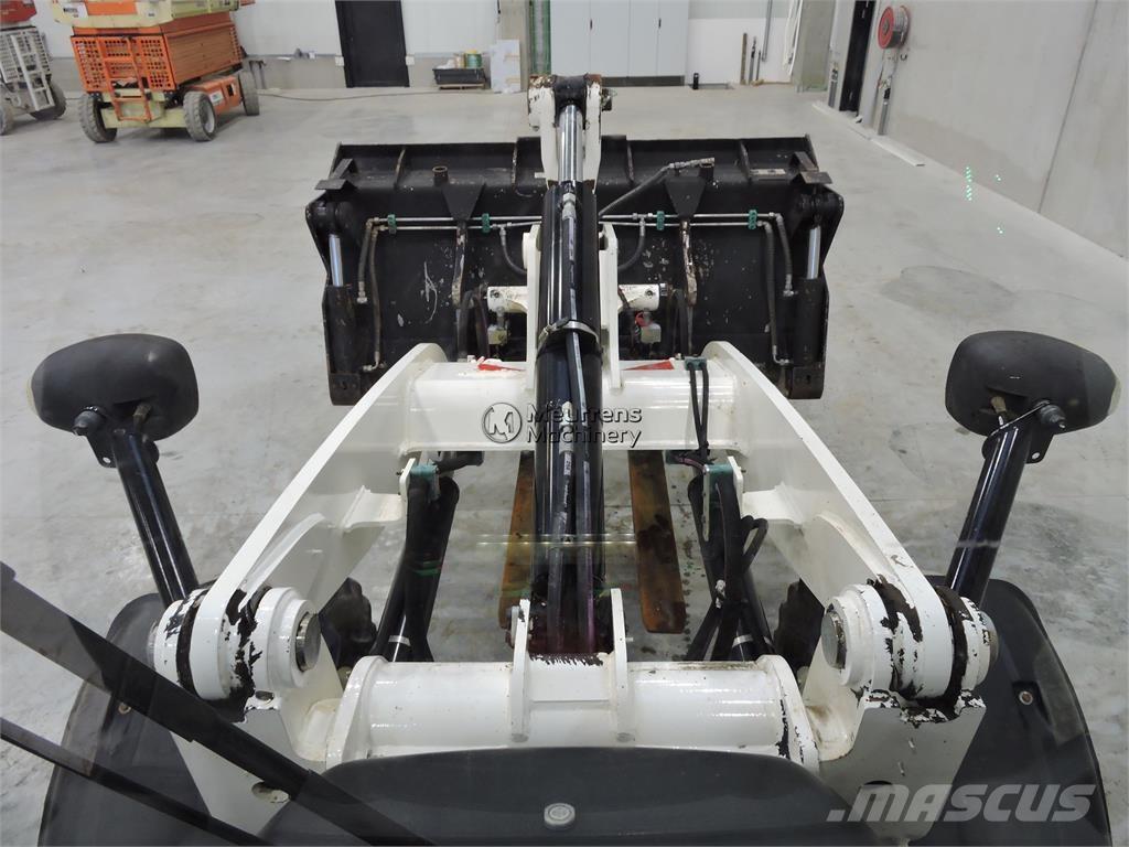 CAT 908M + FORK Pale gommate