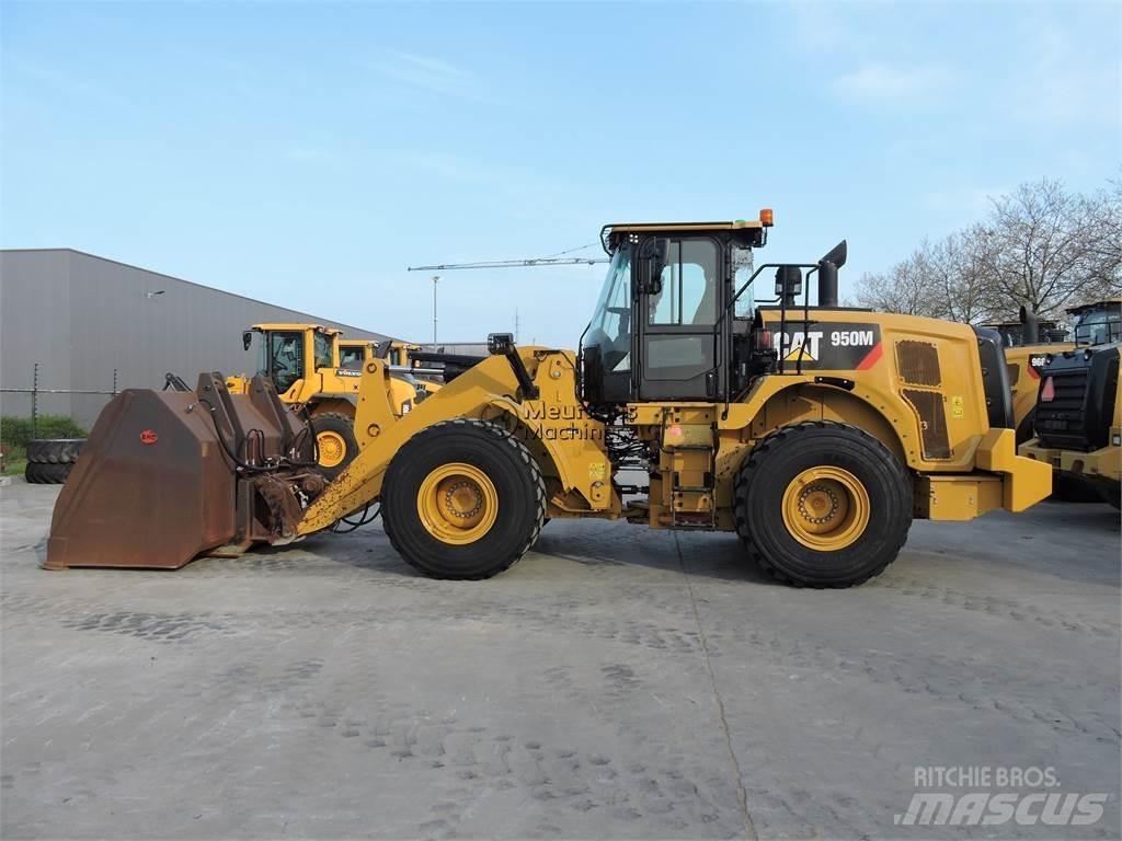 CAT 950M Pale gommate