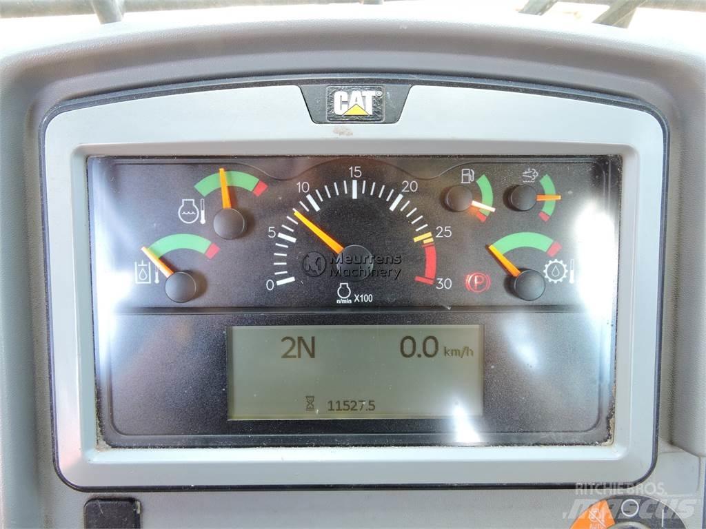CAT 966M GERMAN Pale gommate