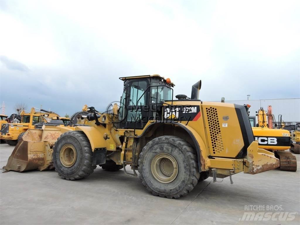 CAT 972M Pale gommate