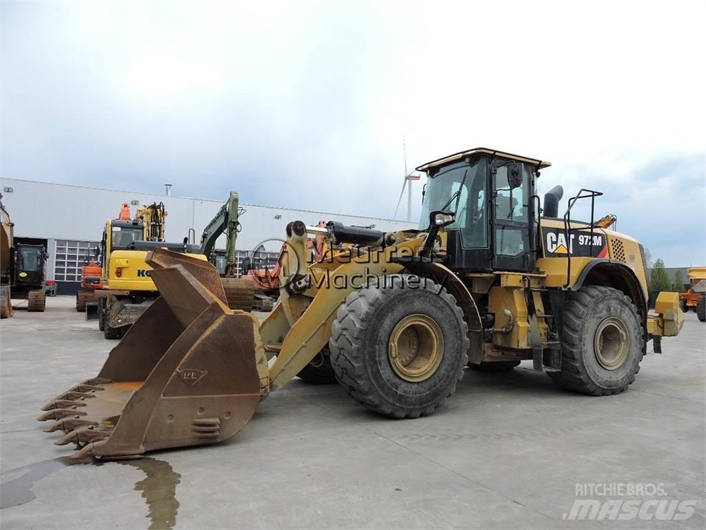 CAT 972M Pale gommate