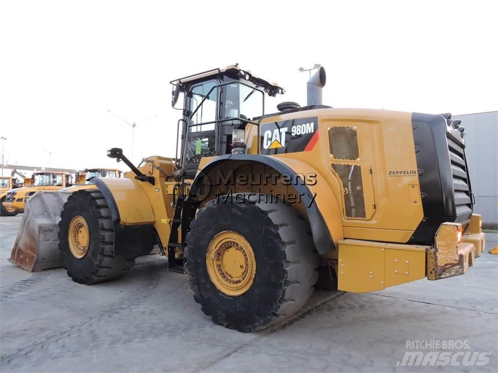 CAT 980M Pale gommate