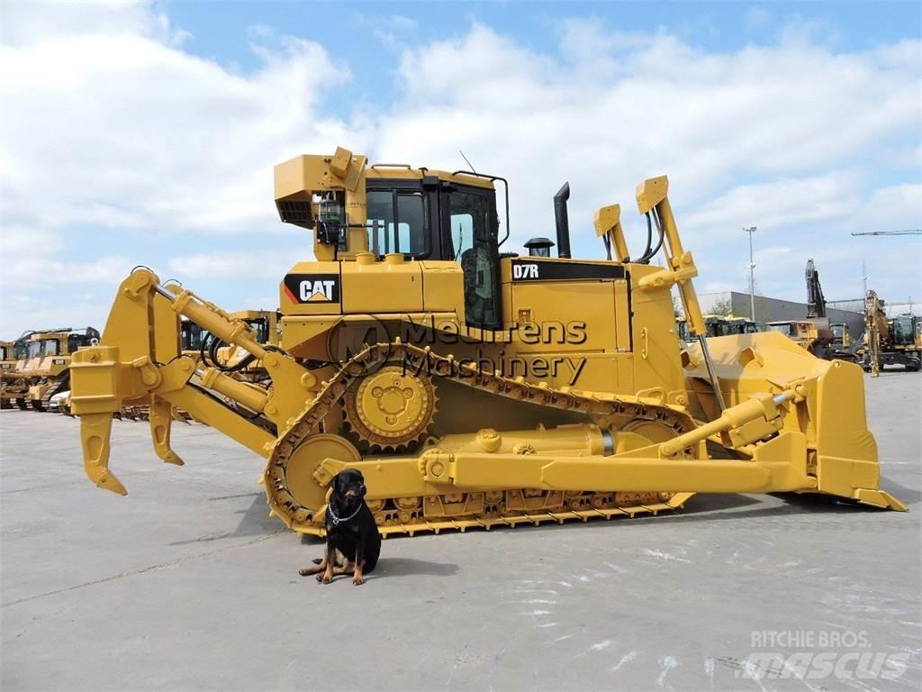 CAT D7R Bulldozer