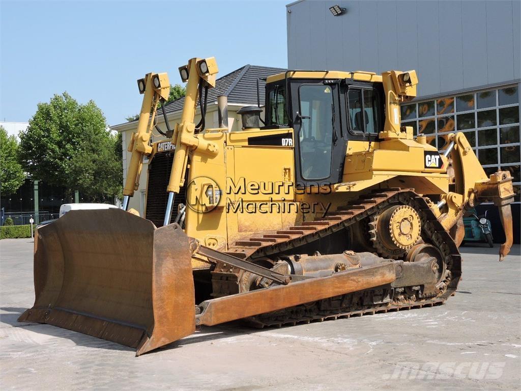 CAT D7R Bulldozer