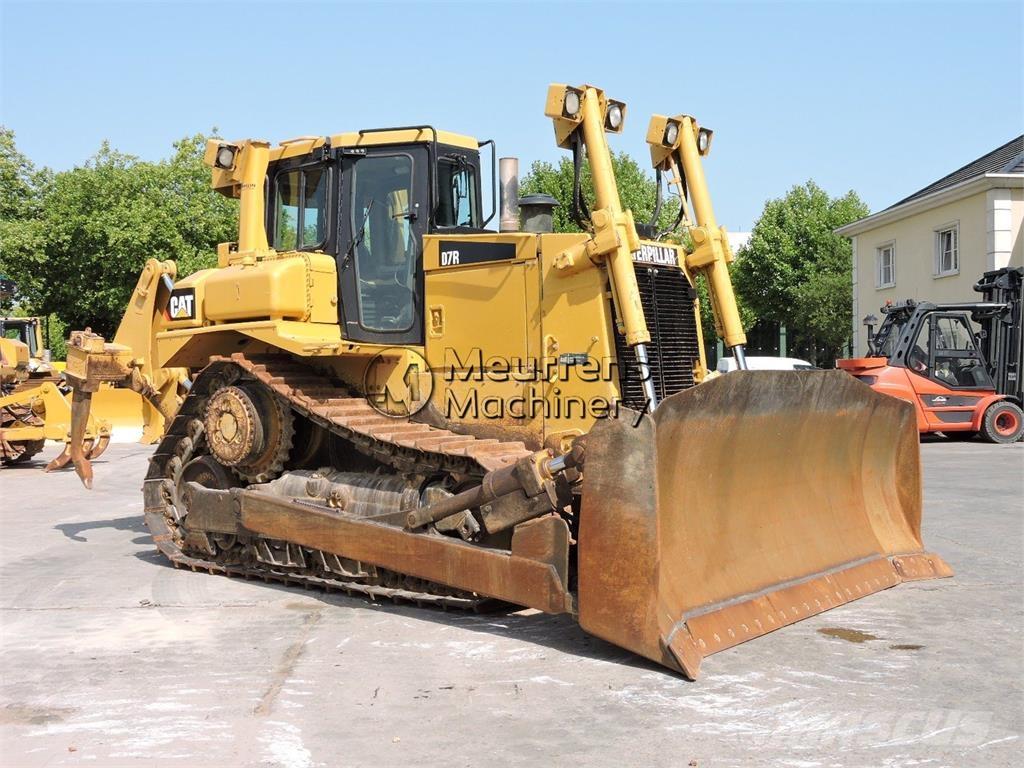CAT D7R Bulldozer