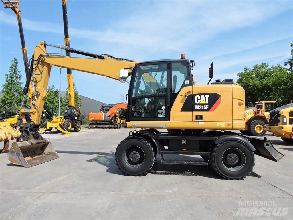 CAT M315 Escavatori gommati