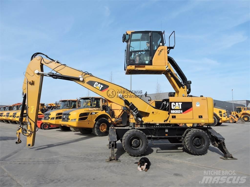 CAT MH3024 Movimentazione rifiuti