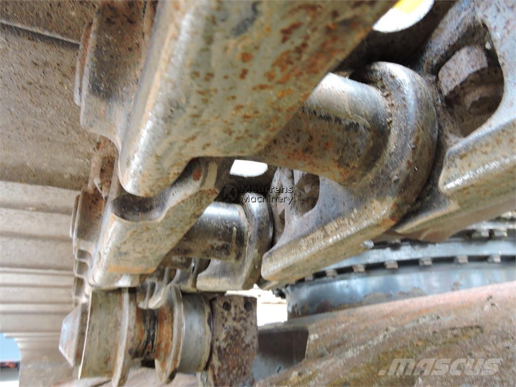 Komatsu PC180LX-7 Escavatori cingolati