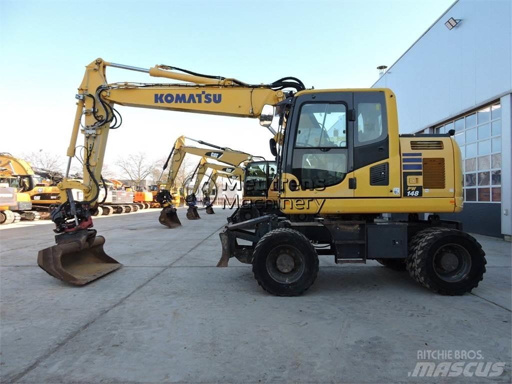 Komatsu PW148 Escavatori gommati