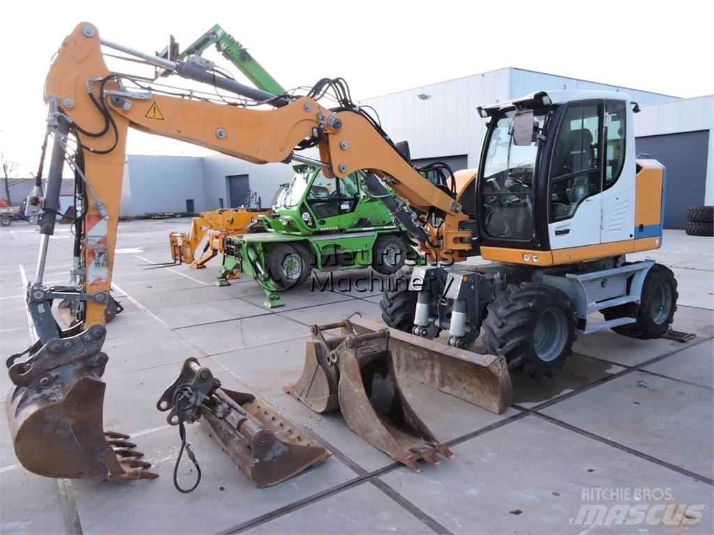 Liebherr A910 Escavatori gommati