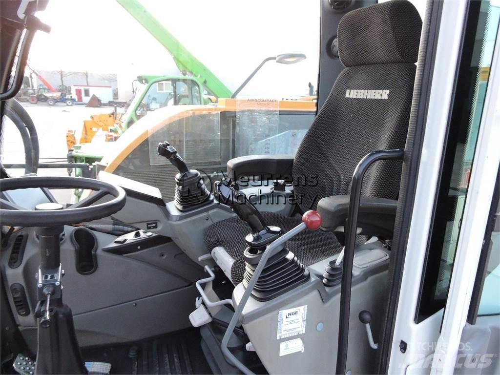 Liebherr A910 Escavatori gommati