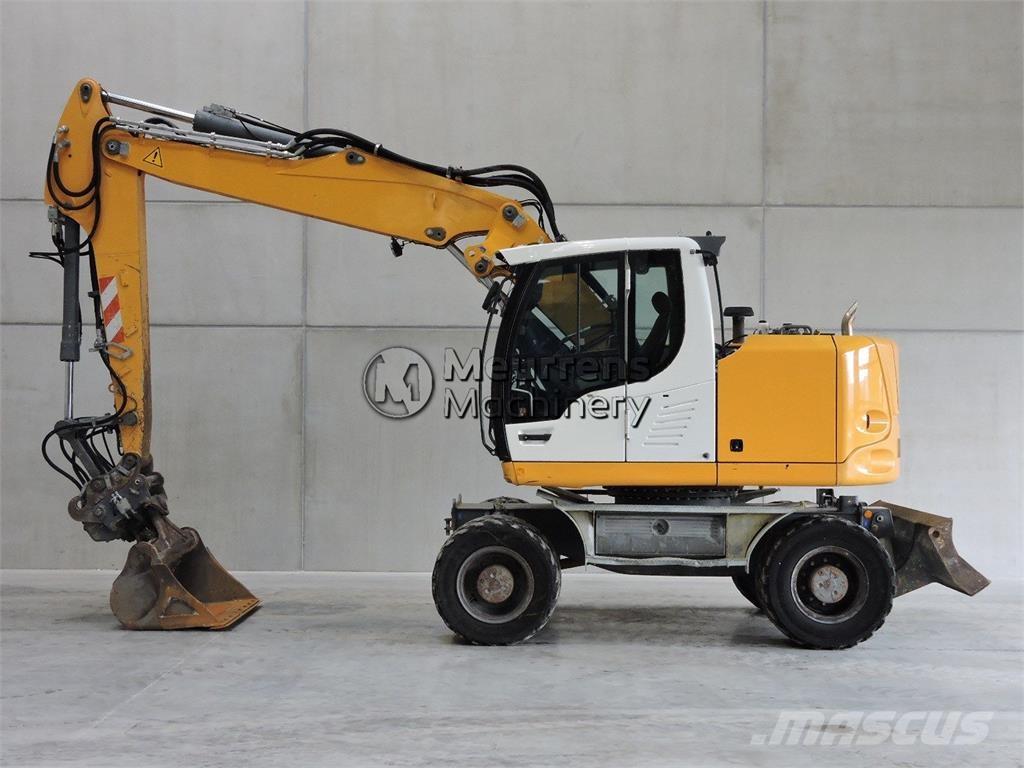 Liebherr A918 Escavatori gommati
