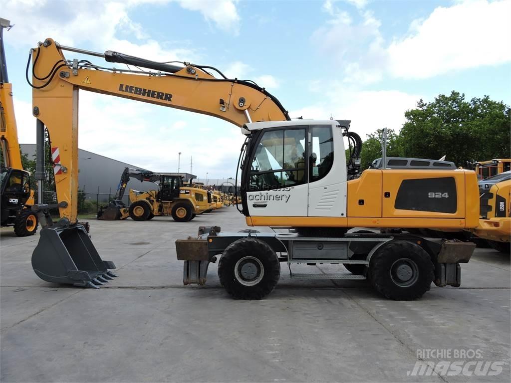 Liebherr A924 Escavatori gommati