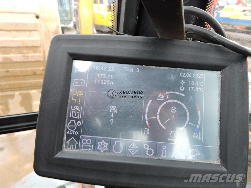 Liebherr A924 Escavatori gommati