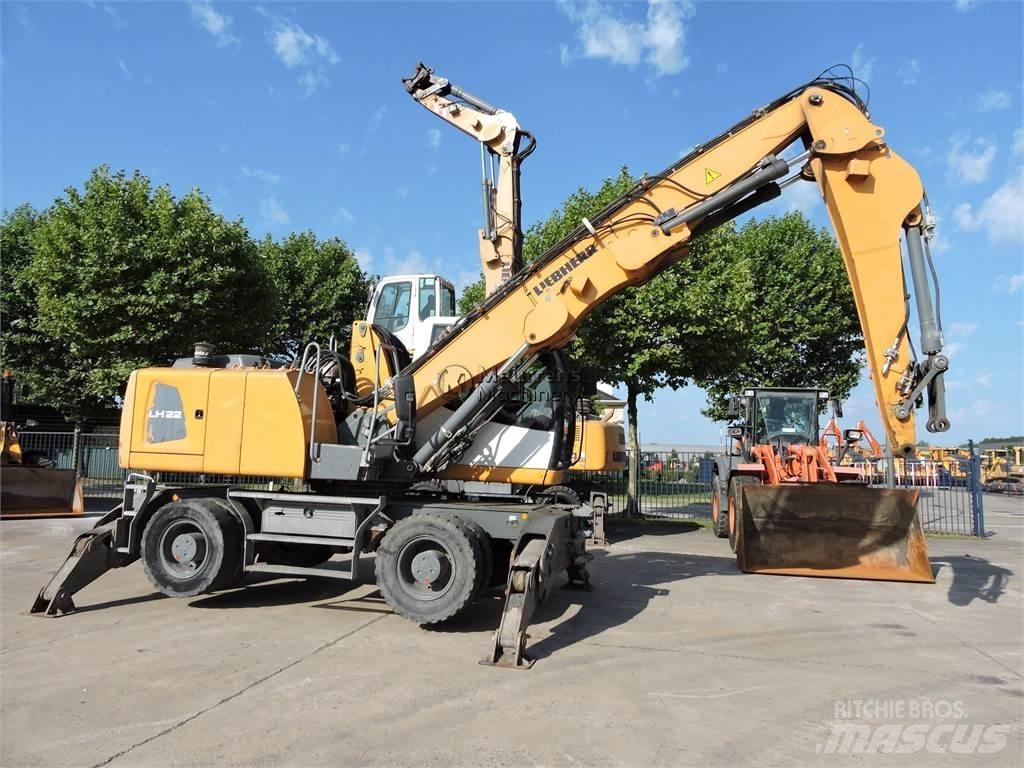 Liebherr LH22 Movimentazione rifiuti