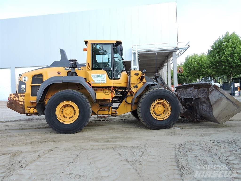 Volvo L110H GERMAN Pale gommate
