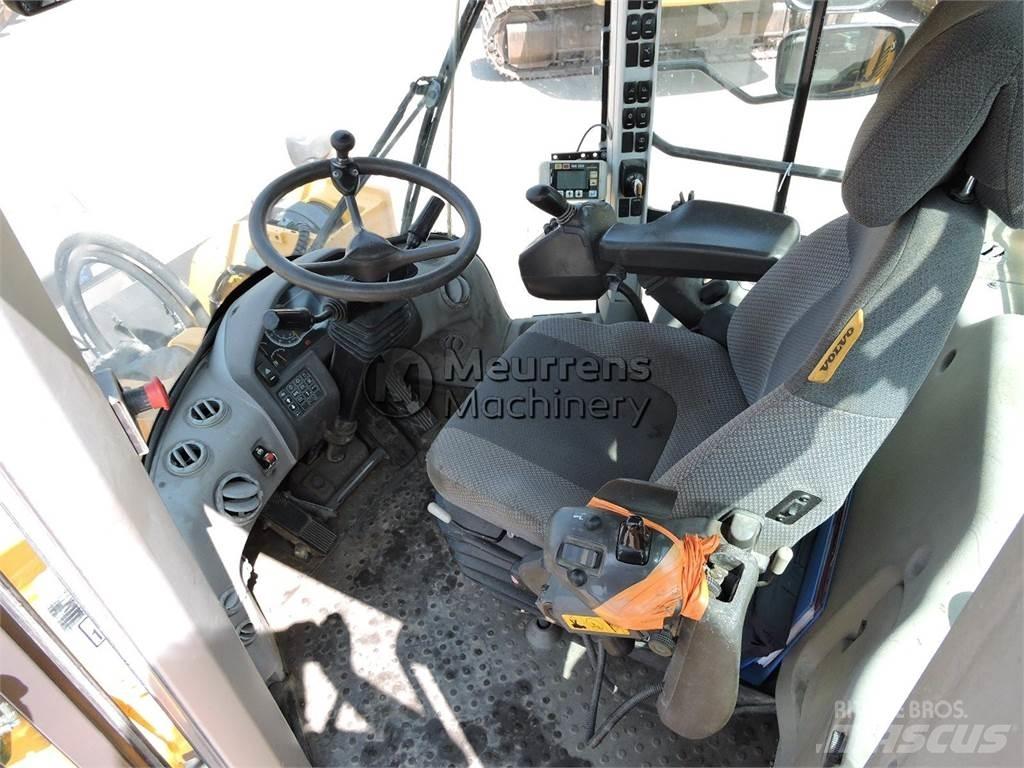 Volvo L150H Pale gommate