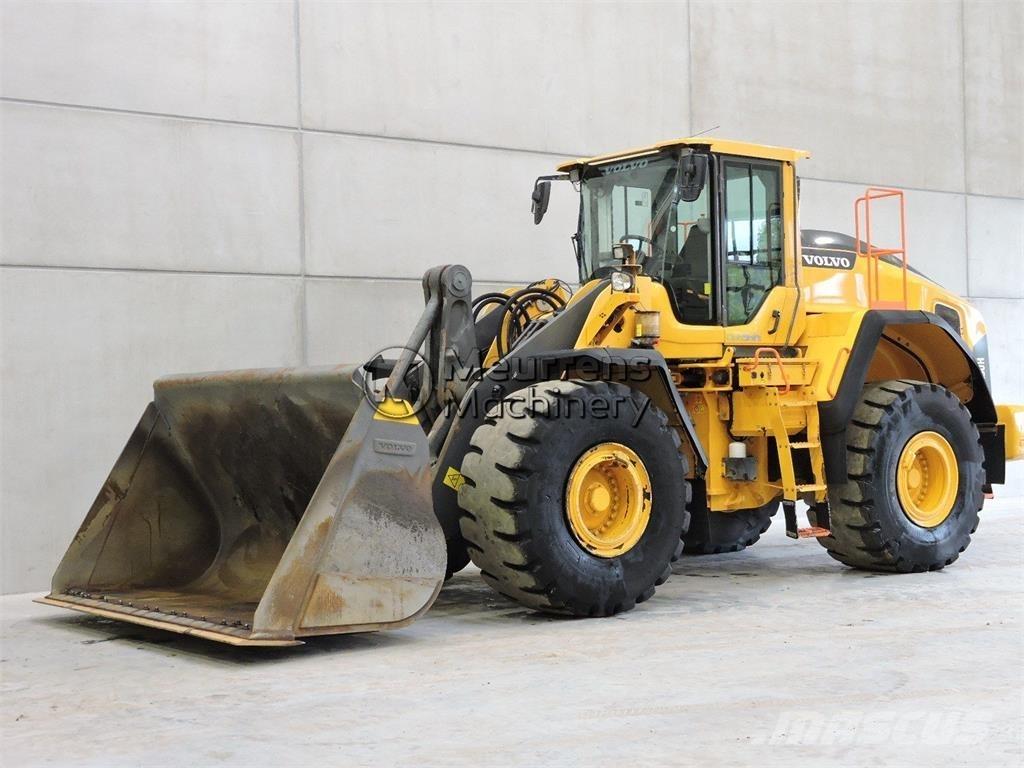 Volvo L150H Pale gommate