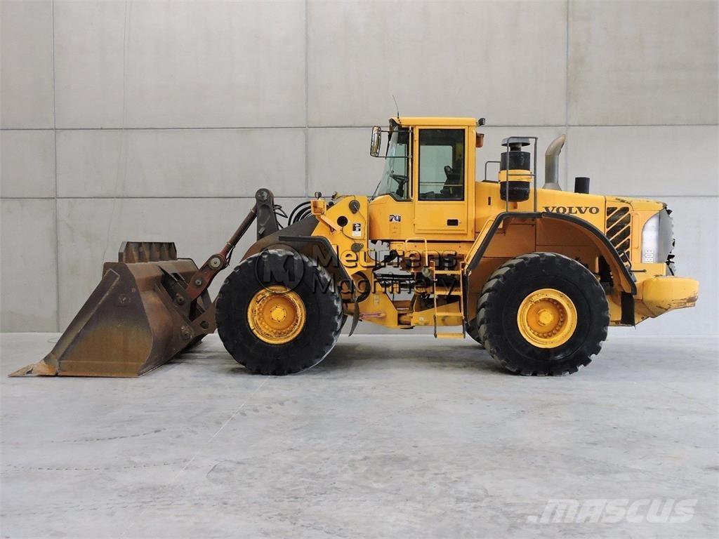 Volvo L180E Pale gommate