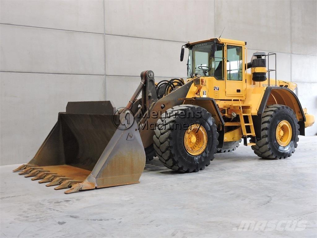 Volvo L180E Pale gommate
