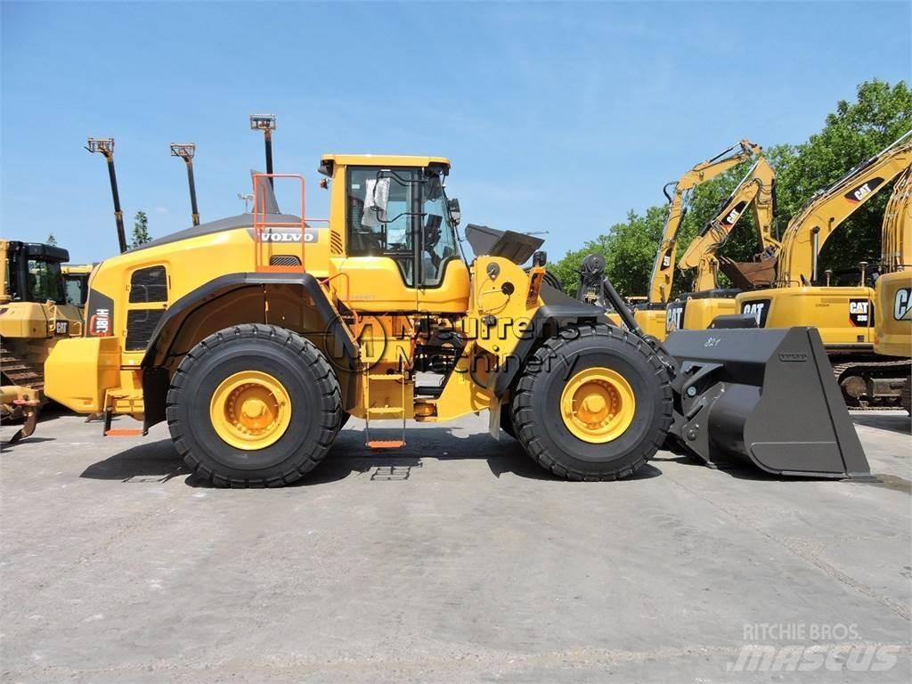 Volvo L180H Pale gommate