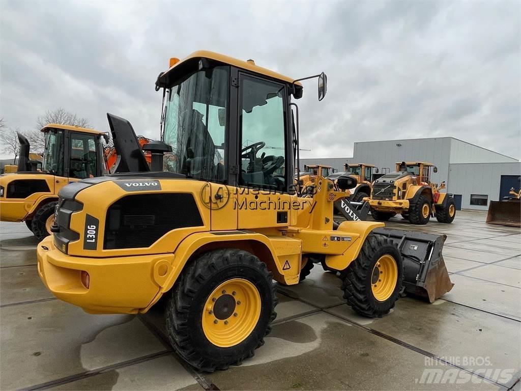 Volvo L30G Pale gommate