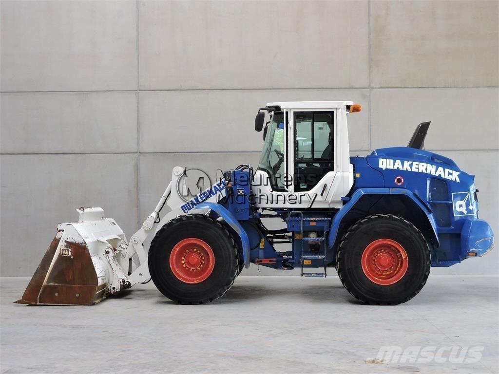 Volvo L90H Pale gommate