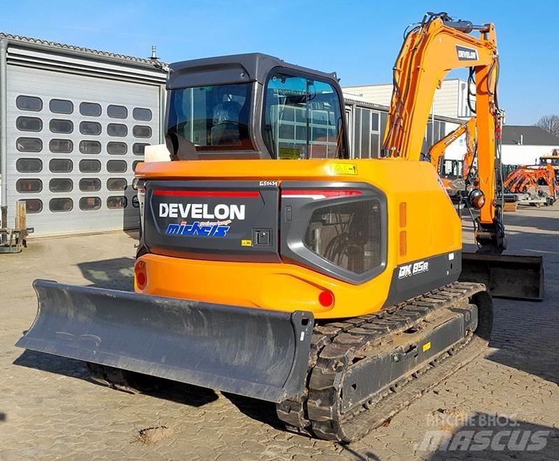Develon DX 85 R-7 Miniescavatori