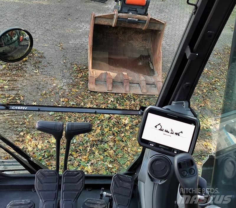 Doosan DX 210 LC-7 Escavatori cingolati