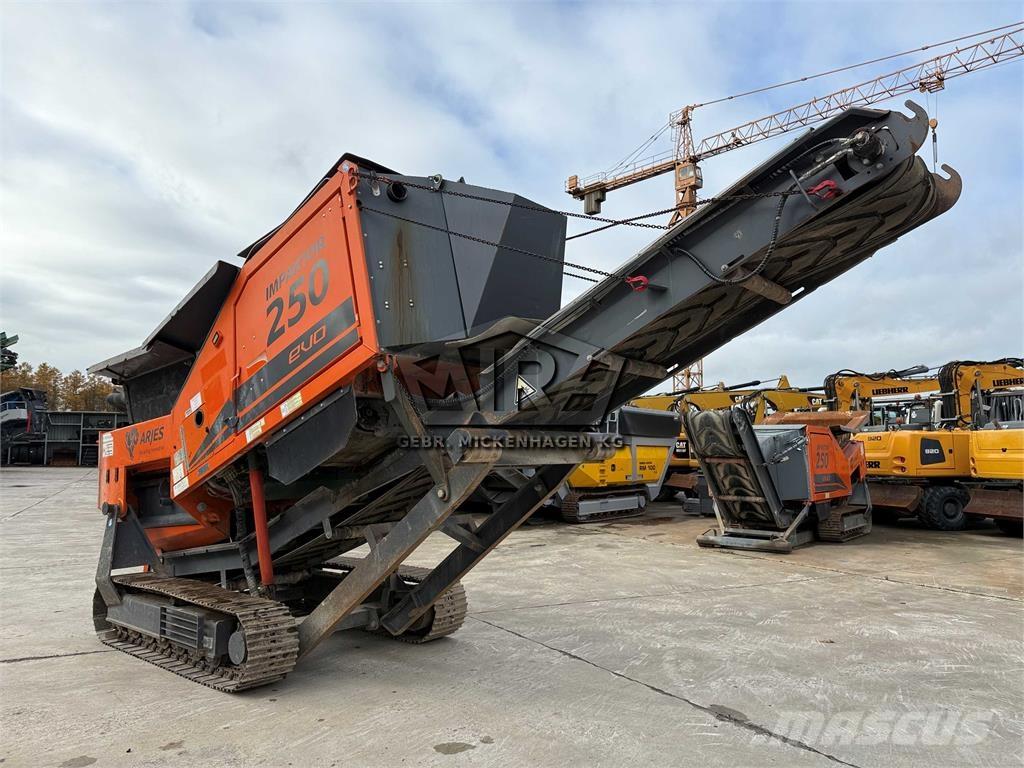 Arjes Impaktor 250 Trituratori di rifiuti