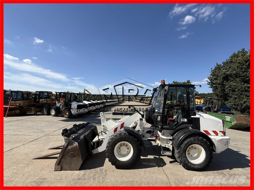 CAT 908 M Pale gommate