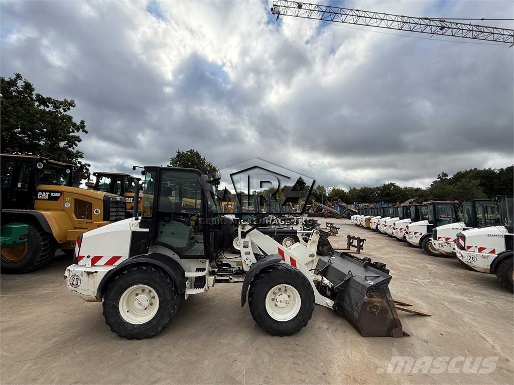 CAT 908 M Pale gommate