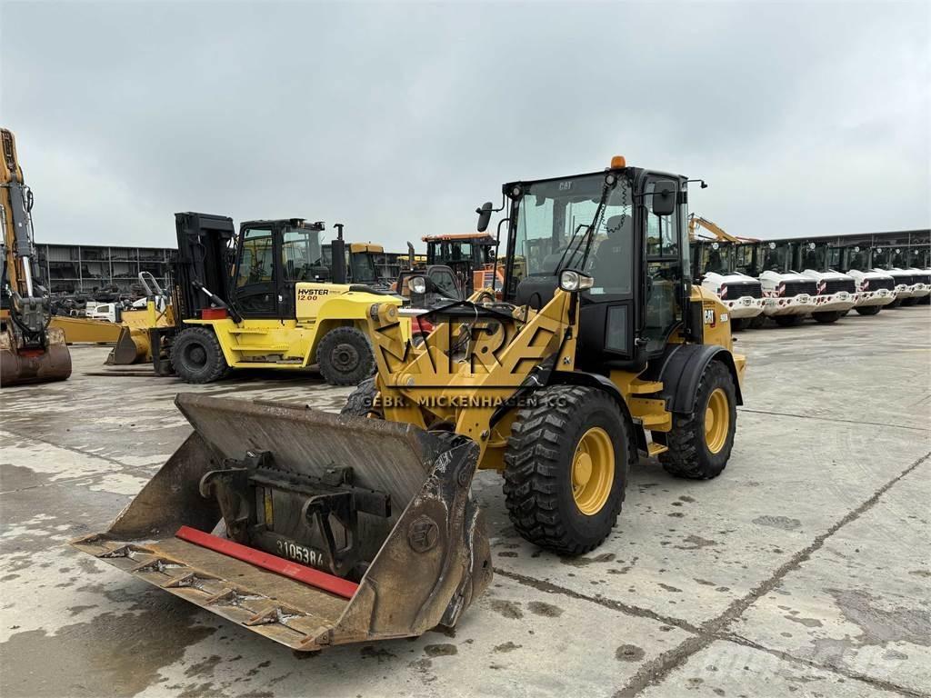CAT 908 M Pale gommate