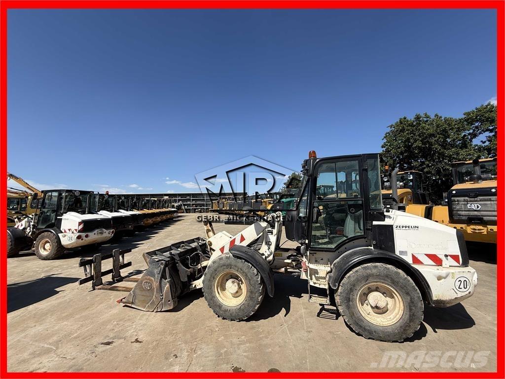CAT 908 M Pale gommate