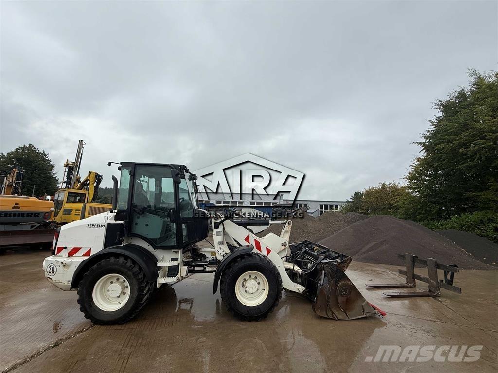 CAT 908M Pale gommate
