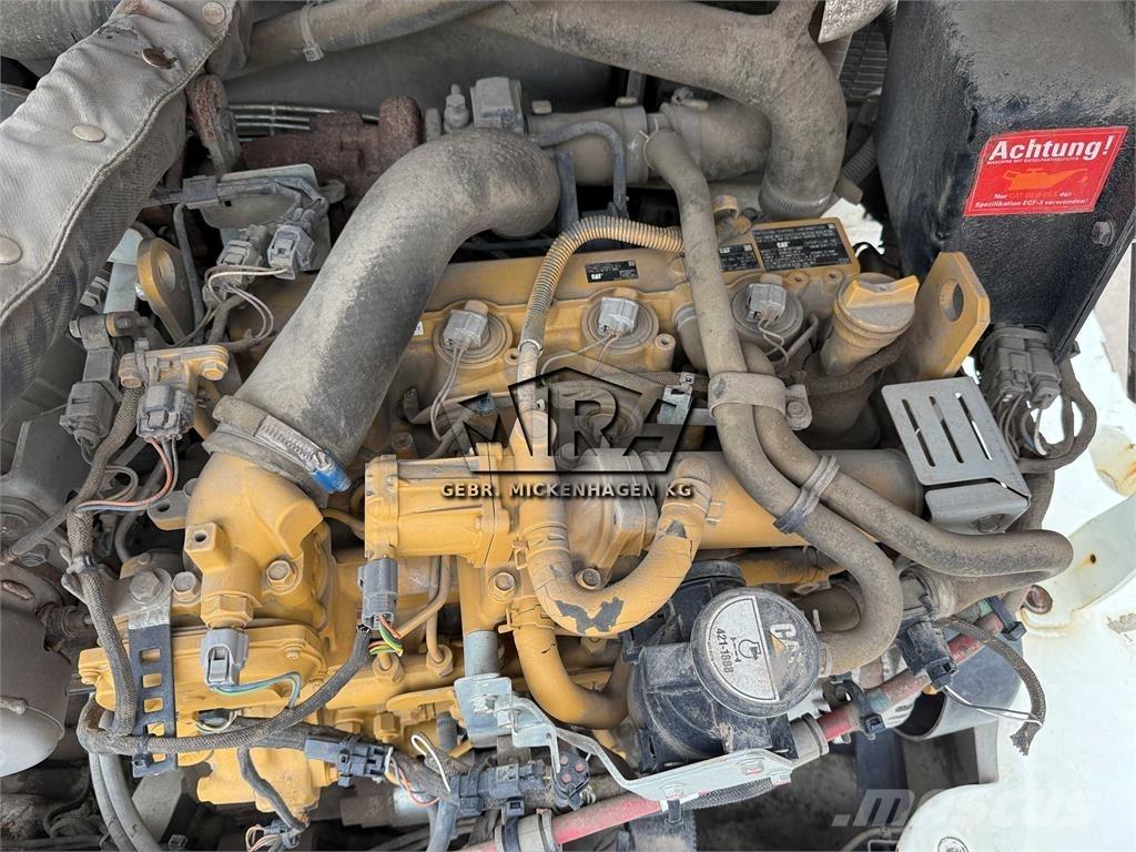 CAT 908M Pale gommate