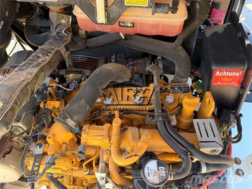 CAT 908M Pale gommate