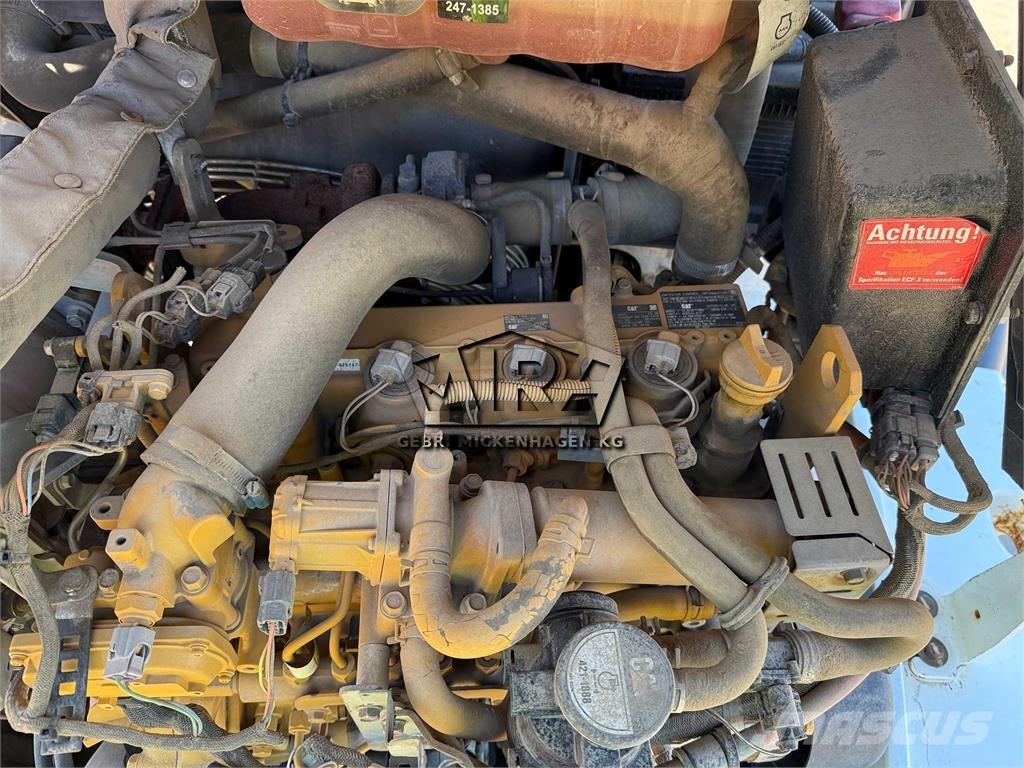 CAT 908M Pale gommate