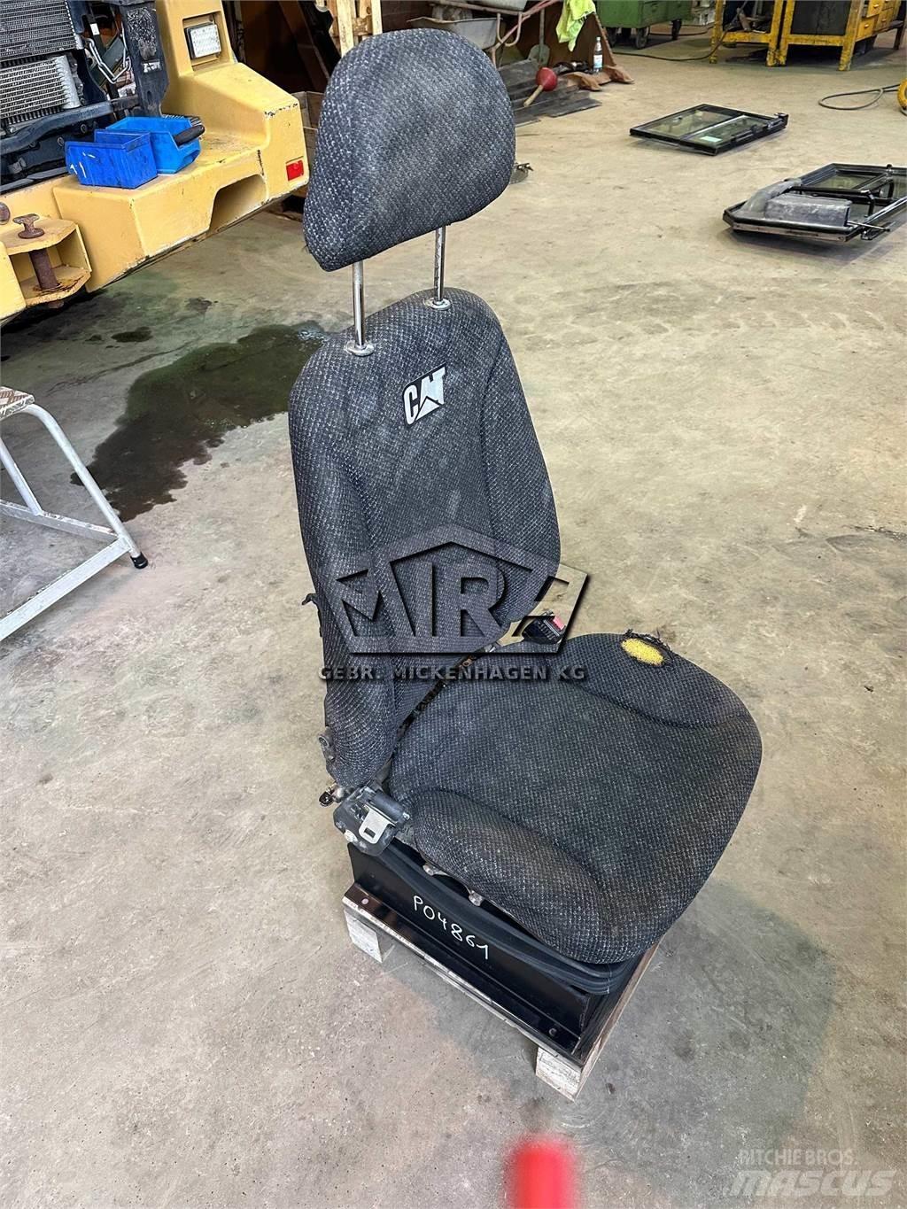 CAT 966 KXE / Sitz Cabine e interni