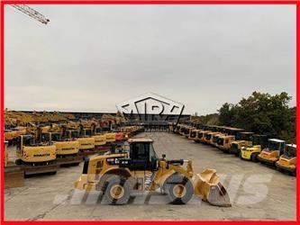 CAT 972M XE Pale gommate