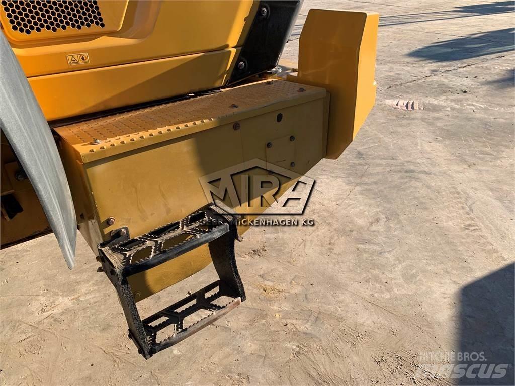 CAT 980M Pale gommate
