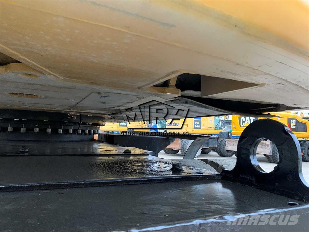 CAT MH3024 Movimentazione rifiuti