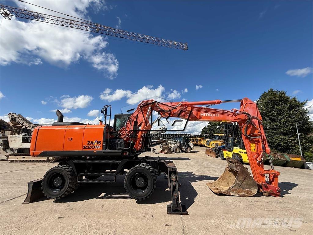 Hitachi ZX 220W-6 Escavatori gommati
